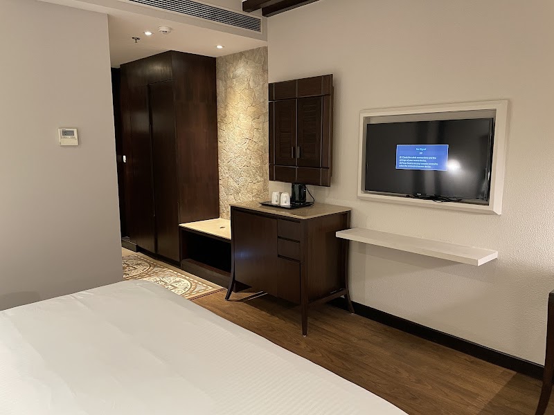 Hotel KC City Centre - Hotel KC City Centre Maharaja, Gulab Singh Marg, near Exhibition Ground, opposite Jammu Hatt, Prem Nagar, Old Heritage City, Jammu, 180001
