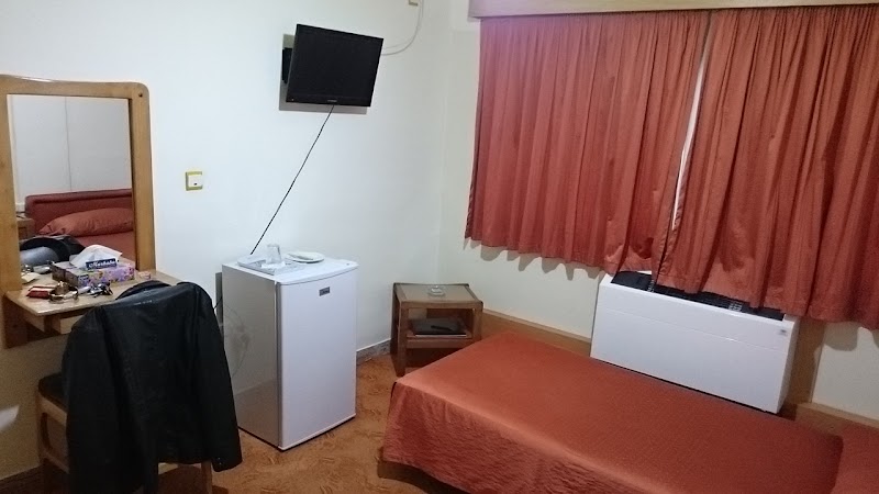Park Hotel - Park Hotel, Zanjan Province, Zanjan, تقاطع خیابان امام و فدائیان اسلام، خیابان امام خمینی (ره)، MF8V+HC5, Iran
