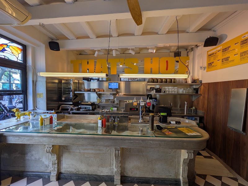 HOT · Frankfurts & Hot Dogs Born - HOT · Frankfurts & Hot Dogs Born Pg. del Born, 26, Ciutat Vella, 08003 Barcelona, Spain