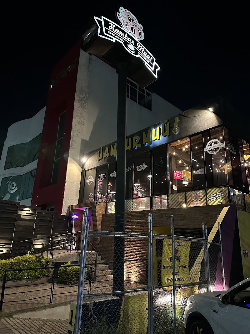 Hambur Muú!! - Hambur Muú!! Blvd. Centro Sur 123, Colinas del Cimatario, 76090 Santiago de Querétaro, Qro., Mexico