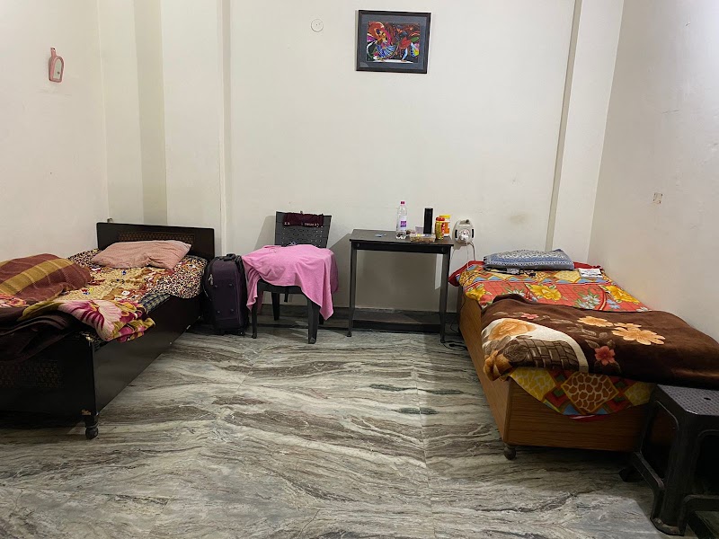 Indirapuram Mahi PG (Boys & Girls) - Indirapuram Mahi PG (Boys & Girls) 64, Gyankhand 4, Indirapuram, Ghaziabad, Uttar Pradesh 201014, India