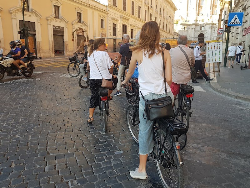 Rome in a Day Tours - Electric Bike and Vespa Excursions - Rome in a Day Tours - Electric Bike and Vespa Excursions, Via dei Cerchi, 59, 00186 Roma RM, Italy