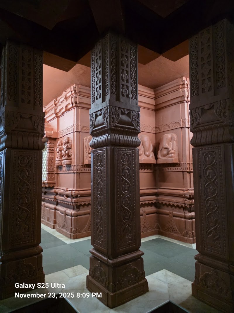 Shree Ganpatipule Mandir - Shree Ganpatipule Mandir, Ganpatipule, Maharashtra 415615, India