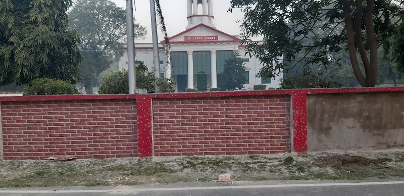 St. Luke's Church - St. Luke's Church J2QQ+4W8, Main Rd, Danapur Cantonment, Patna, Bihar 801503, India