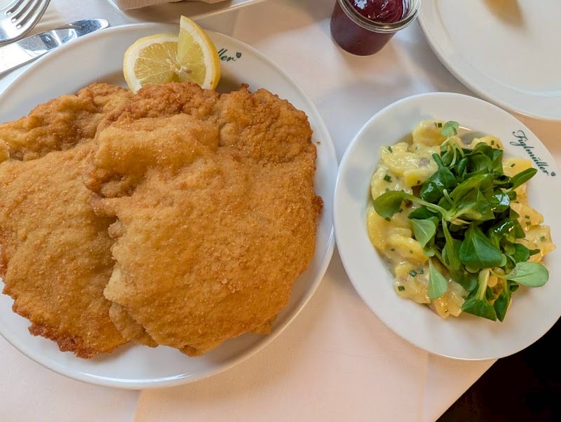Figlmüller – Restaurant Bäckerstraße - Figlmüller – Restaurant Bäckerstraße Bäckerstraße 6, 1010 Wien, Austria