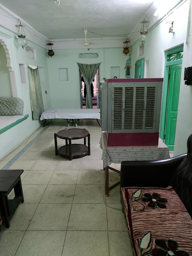 HERITAGE HAVELI - HERITAGE HAVELI 1 BHOOT MAHAL, Old City, Bohrwadi, Udaipur, Rajasthan 313001, India