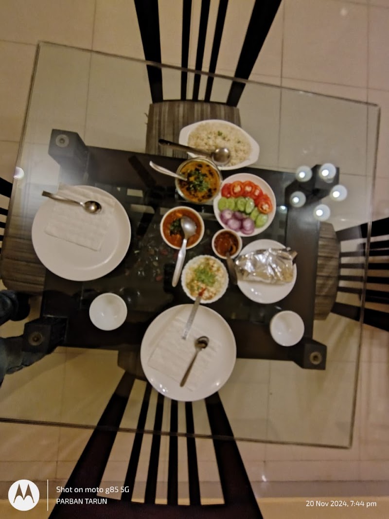 Hotel Downtown - Hotel Downtown Kangra Rd, Housing Board Colony, Kangra, Himachal Pradesh 176001, India