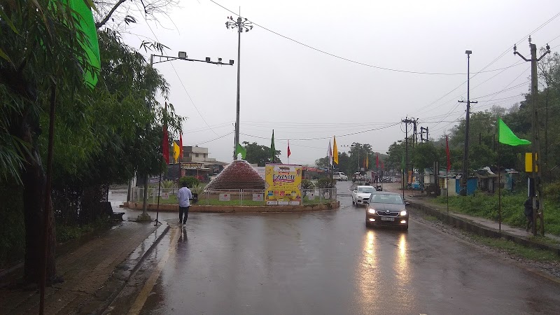 Fountain Circle - Fountain Circle HPFX+J28, Saputara Point Road, Saputara, Gujarat 394720, India