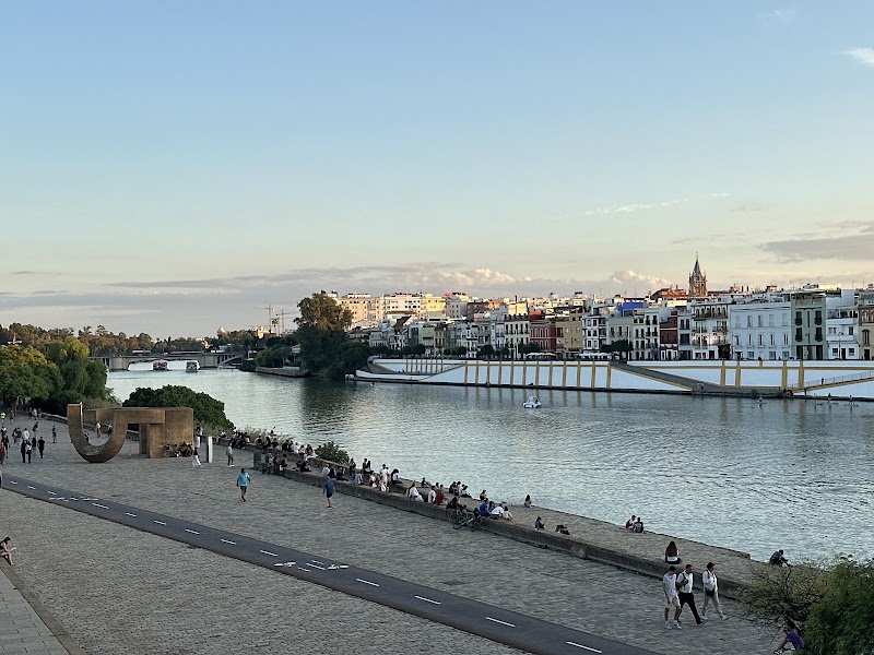 Triana Bridge - Triana Bridge, Puente de Isabel II, 30, 41010 Sevilla, Spain