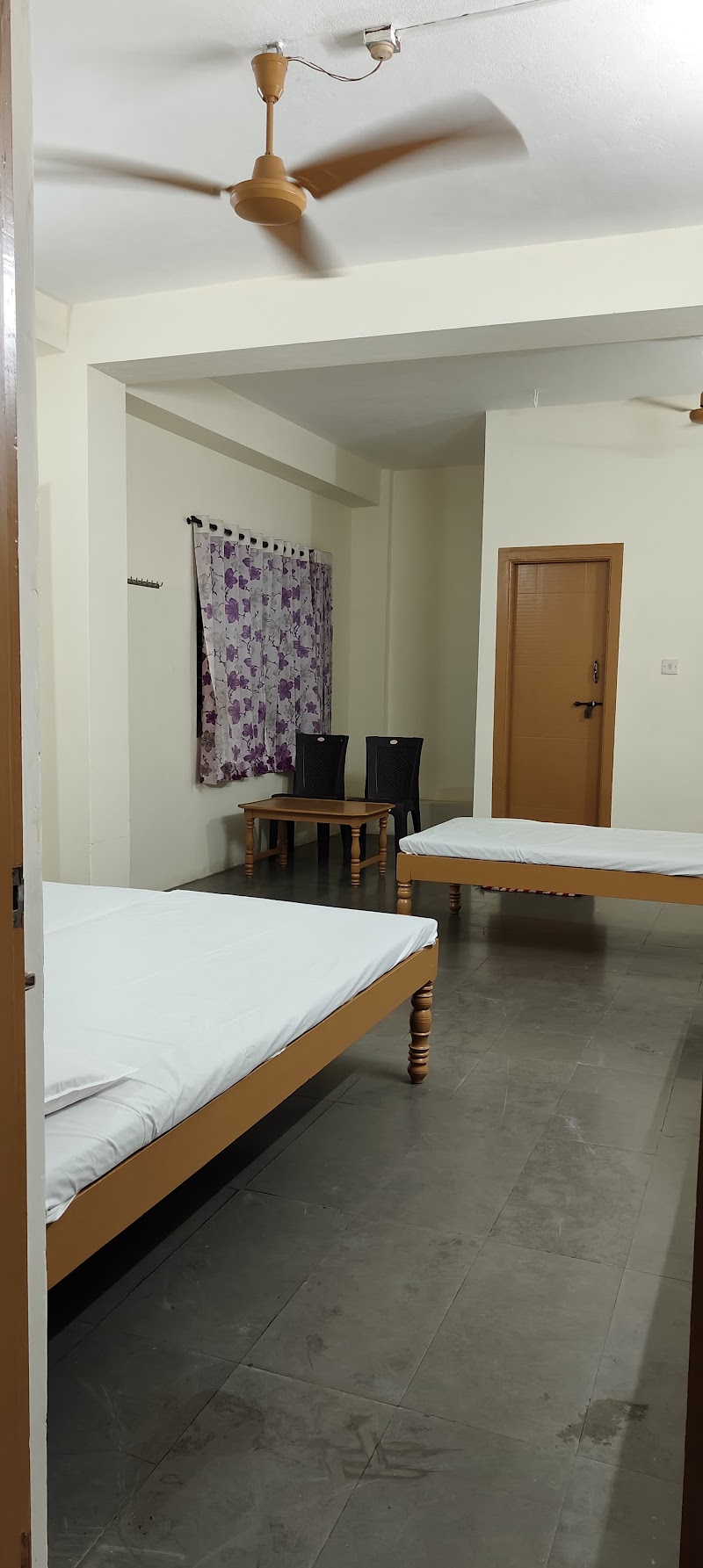 Hotel Bhavani Boarding & Lodging - Hotel Bhavani Boarding & Lodging 1st Floor, Shyam Complex, SH 37, Thenkpete, Maruthi Veethika, Udupi, Karnataka 576101, India