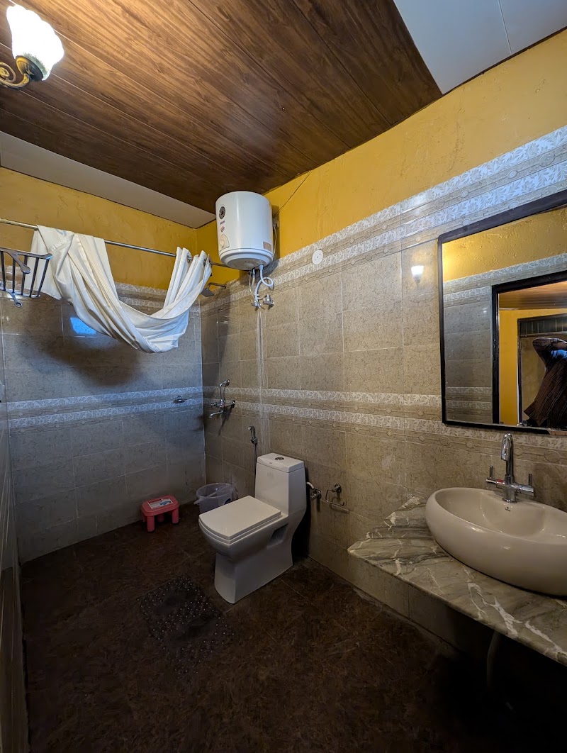 Arise Rustic Village Resort - Arise Rustic Village Resort Om Shanti Retreat Centre, Road, behind Park Inn Hotel, Patti Kawan, Bhora Kalan, Gurugram, Haryana 122413, India