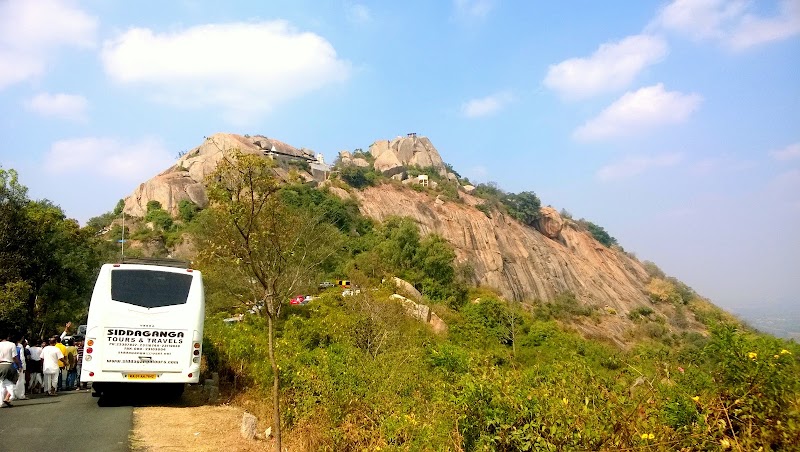 Bhoga Narasimha Footpath Starting - Bhoga Narasimha Footpath Starting, 96F6+J2G, Devarayanadurga, Karnataka 572140, India