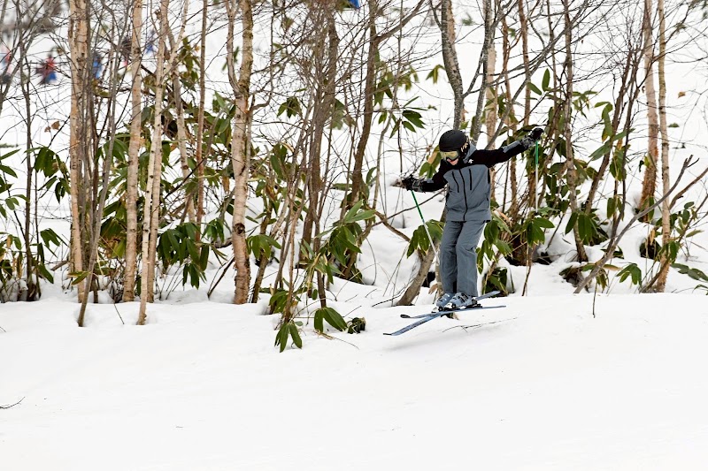 EZO SNOWSPORTS - EZO SNOWSPORTS 659-3 Izumikawa, Rusutsu, Abuta District, Hokkaido 048-1711, Japan