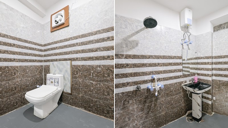 FabHotel Akki Residency - FabHotel Akki Residency H No: 200, Sector- 66, Bahlolpur, Noida, Chotpur, Uttar Pradesh 201301, India