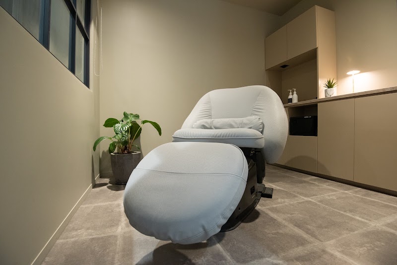 The Head Spa Tokyo Nakameguro - The Head Spa Tokyo Nakameguro Japan, 〒153-0051 Tokyo, Meguro City, Kamimeguro, 1-chōme−7−８ aperto nakamegro3階