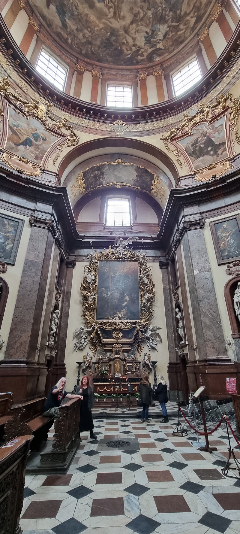 Křižovnické nám. 3 - Křižovnické nám. 3, Staré Město, 110 00 Praha-Praha 1, Czechia