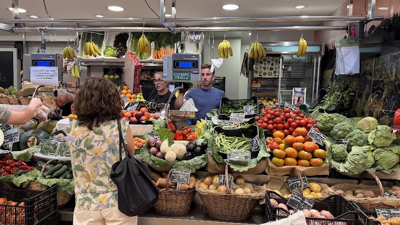Mercat del Ninot - Mercat del Ninot Carrer de Mallorca, 133, Eixample, 08036 Barcelona, Spain
