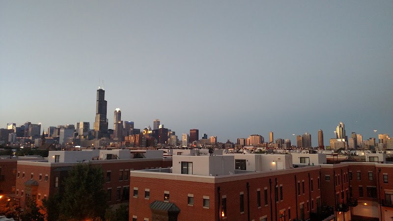 University Commons - University Commons, 1011 W 14th Pl, Chicago, IL 60608, USA
