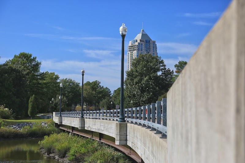 Midtown At Town Center Apartments - Midtown At Town Center Apartments 4432 Bonney Rd, Virginia Beach, VA 23462, USA