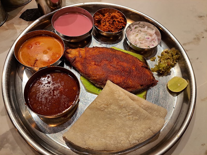 Malvan Tadka - Malvan Tadka Shop No.15, 16, Veer Savarkar Marg, opp. Vashi Railway Station, Sector 30A, Vashi, Navi Mumbai, Maharashtra 400703, India