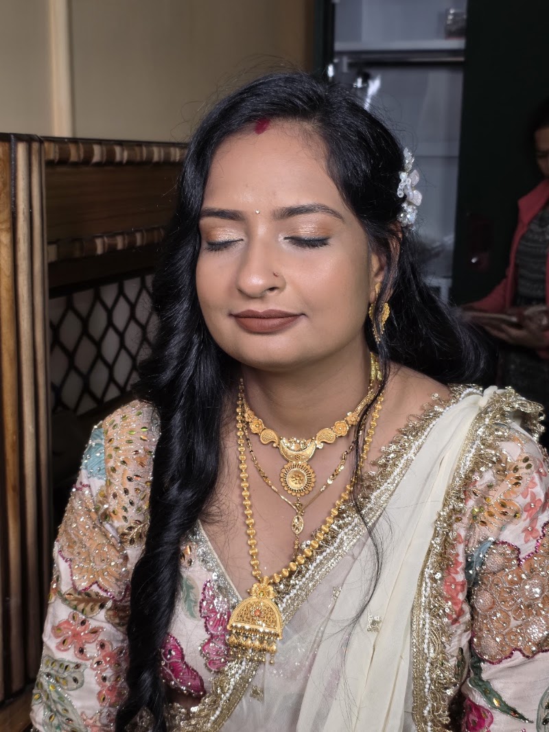 Visha makeup studio - Visha makeup studio, W928+PGV, Kalmi, Chhattisgarh 496001, India