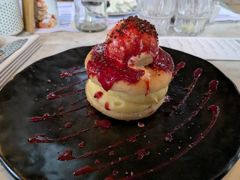 Restaurant LOFF - Restaurant LOFF Minderbroedersstraat 22, 5211 EL 's-Hertogenbosch, Netherlands