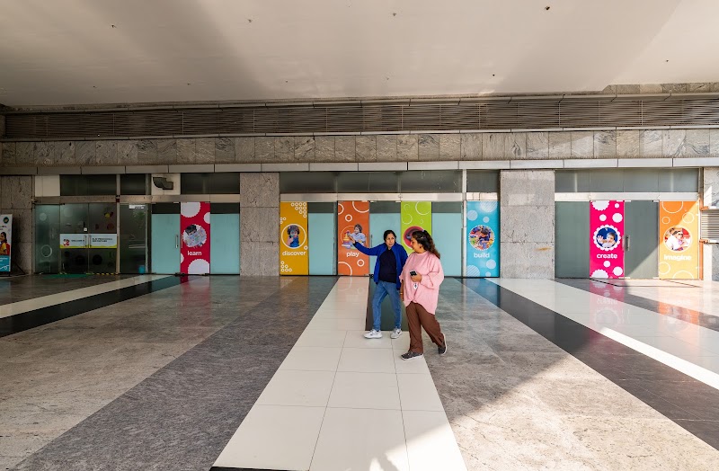 DLF Epitome Building, Gurugram - DLF Epitome Building, Gurugram DLF Limited, Gateway Tower, DLF, R Block, DLF Phase 3, Sector 24, Gurugram, Haryana 122002, India