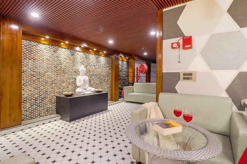 Hotel Regent Residency - Hotel Regent Residency Regent House, Kulri Bazar, The Mall Road, Mussoorie, Uttarakhand 248179, India