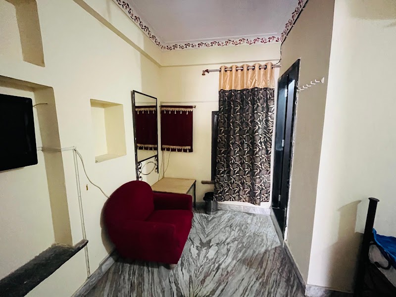 Heritage Haveli Guest House - Heritage Haveli Guest House Ward No. 22, Paneri Bhavan, 37, Gadiya Devra Marg, Chand Pole, Inside, Udaipur, Rajasthan 313004, India