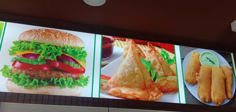 HIWAY CAFE - HIWAY CAFE Jeeva nager Edapalayam, TH road, Red Hills, Chennai, Nallur, Tamil Nadu 600052, India