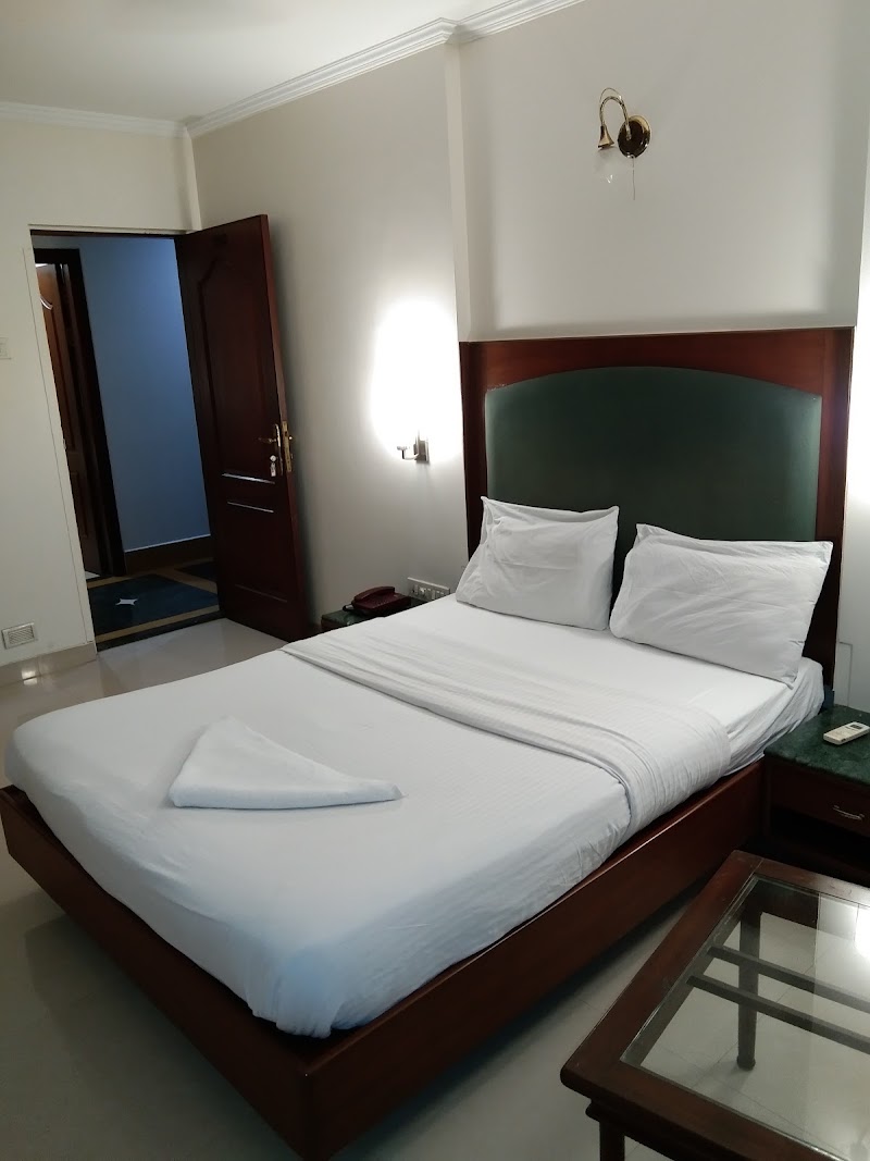 Hotel Lotus - Hotel Lotus, Lane Number 5, Suyojana Society, Kavadewadi, Koregaon Park, Pune, Maharashtra 411001, India