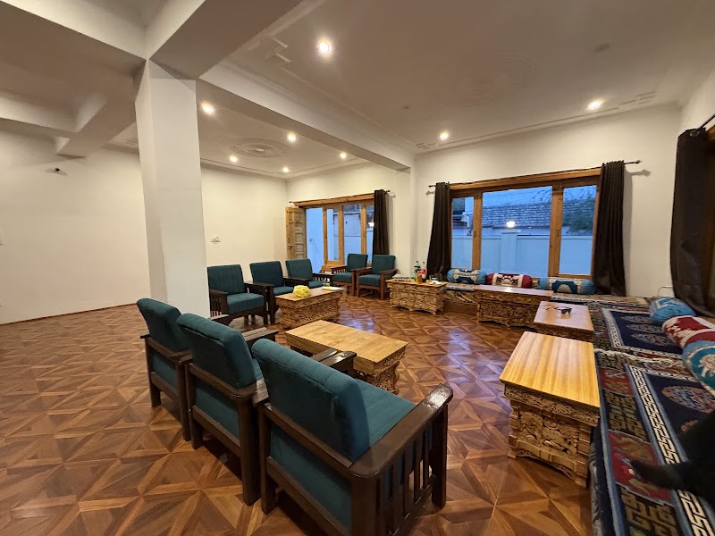 Lo-Gyal Residency - Lo-Gyal Residency 5HCQ+8W5 lJammu and Kashmir, chubi, Leh, 194101
