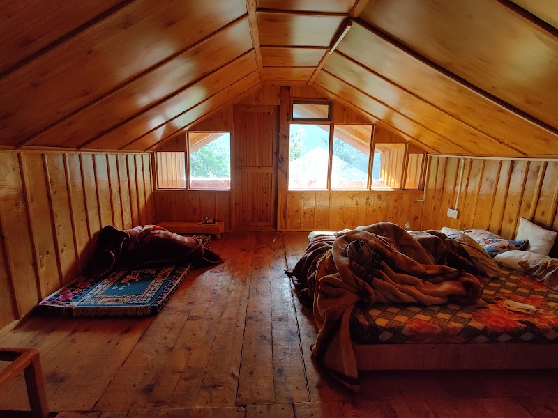 Riverside Cottage Apple orchard - Riverside Cottage Apple orchard Bus Stop, NH 305, Jibhi, Himachal Pradesh 175123, India