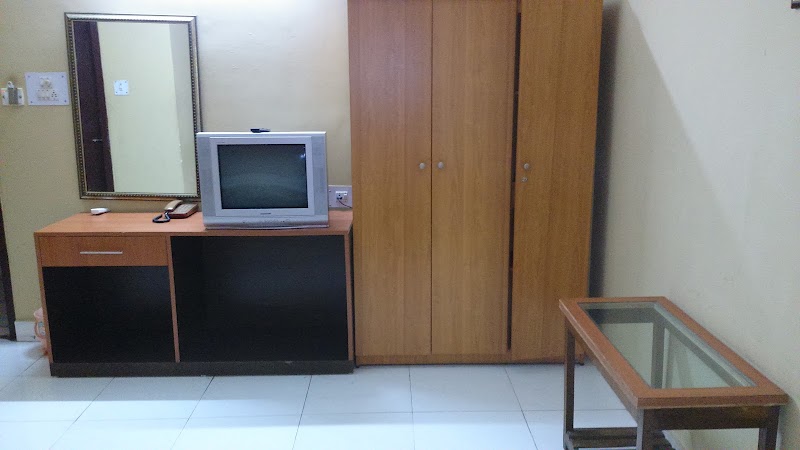 Hotel Breeze New Jalpaiguri - Hotel Breeze New Jalpaiguri Shankar Rd, Ward 27, Babupara, Siliguri, West Bengal 734004, India