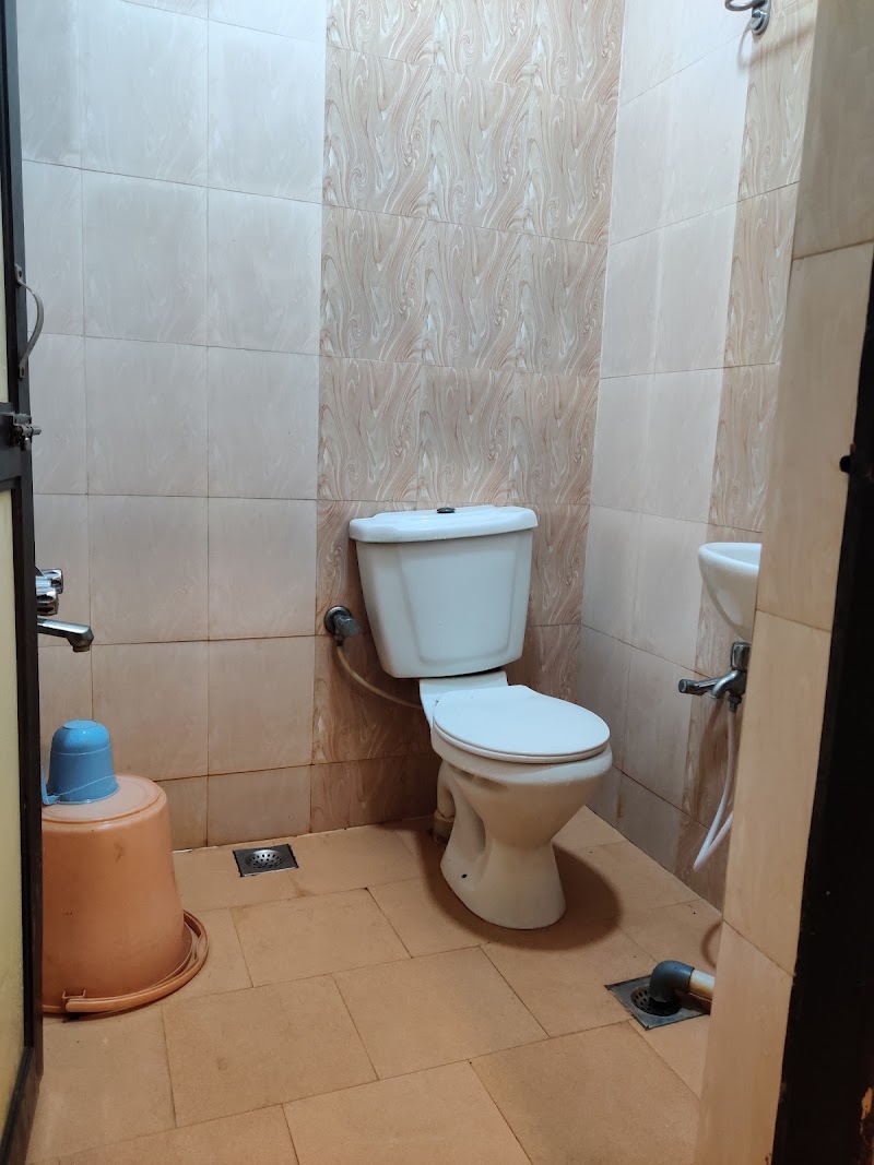 Sarada Nivas Lodging - Sarada Nivas Lodging 3, Appar Swami Koil St N, Luz, Mylapore, Chennai, Tamil Nadu 600004, India