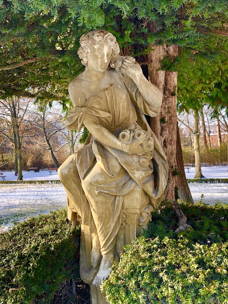 Court Garden - Court Garden, Residenzpl. 2, 97070 Würzburg-Altstadt, Germany