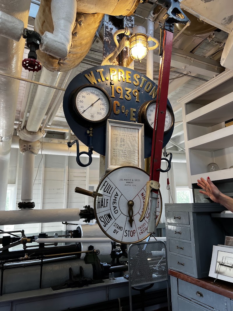Maritime Heritage Center - Maritime Heritage Center 703 R Ave, Anacortes, WA 98221, USA
