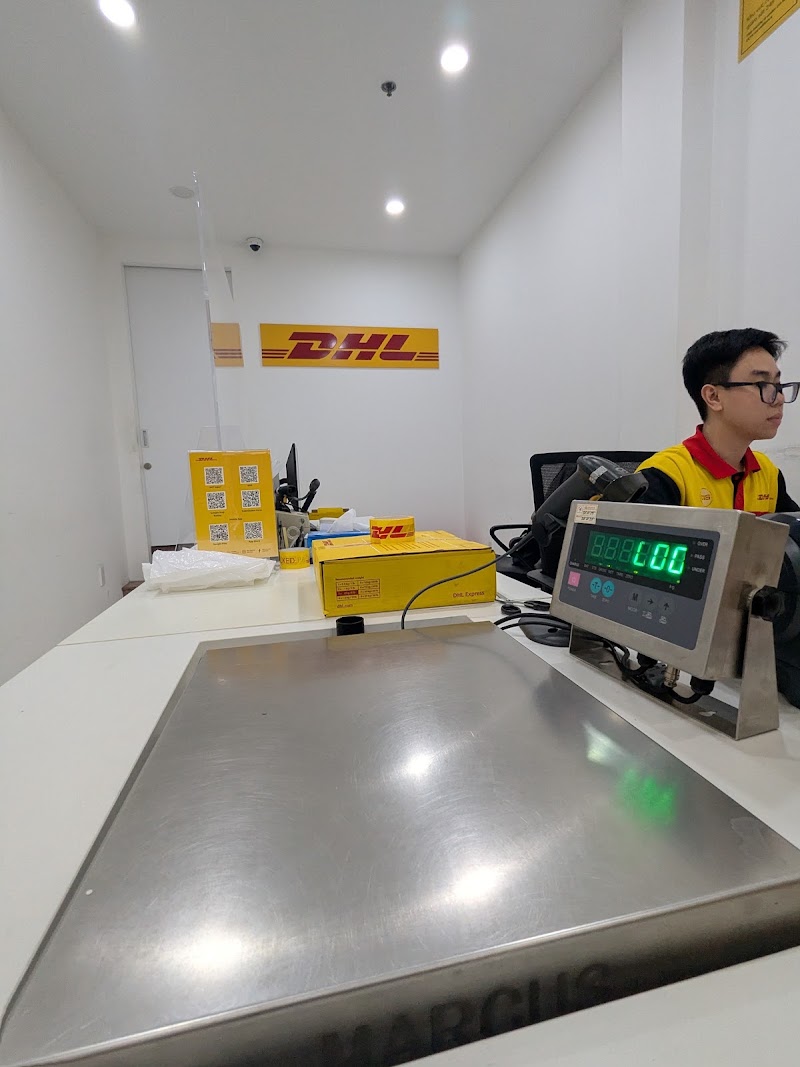 DHL Express Service Point (Điểm Dịch Vụ - Quận 1 - Đồng Khởi) - DHL Express Service Point (Điểm Dịch Vụ - Quận 1 - Đồng Khởi), 71C Đồng Khởi, Sài Gòn, Hồ Chí Minh 700000, Vietnam