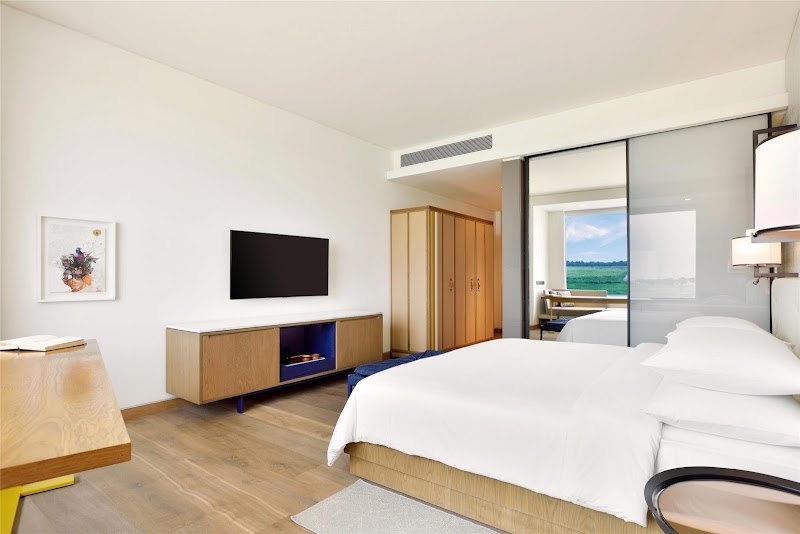Andaz Delhi, by Hyatt - Andaz Delhi, by Hyatt Asset No. 1, Aerocity, New Delhi, Delhi 110037, India