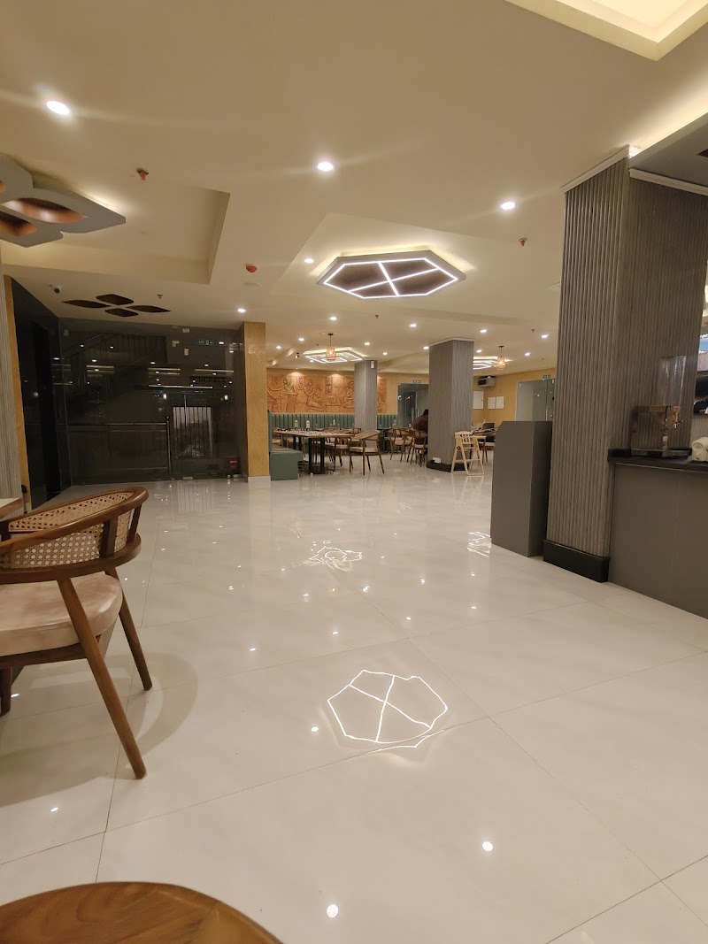 Rachana's Restaurant - Rachana's Restaurant, 1st Floor, Sabus Grand Royale Hotel, near Over Bridge, Overbridge, Santhi Nagar, Thampanoor, Thiruvananthapuram, Kerala 695001, India