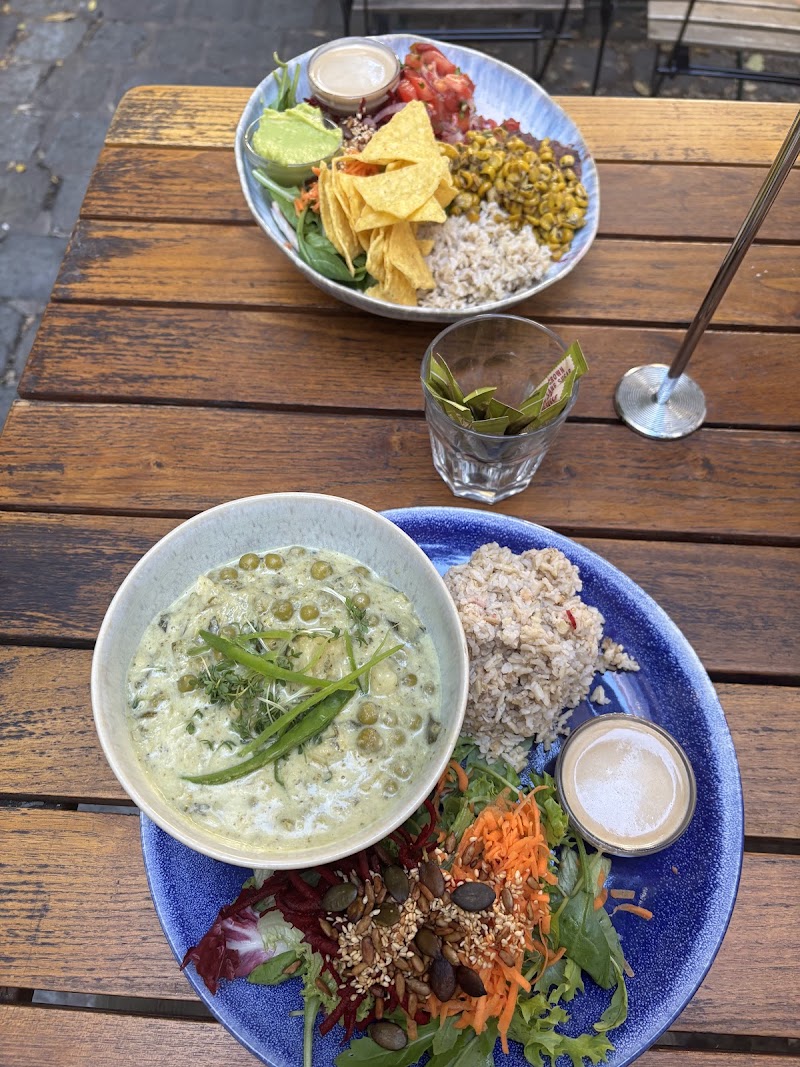 My Secret Garden - Vegetarian Café & Restaurant Vienna - My Secret Garden - Vegetarian Café & Restaurant Vienna Mariahilfer Str. 45, 1060 Wien, Austria