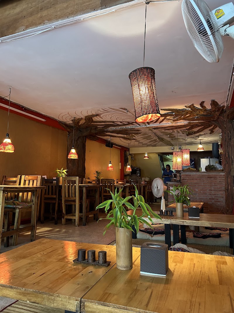 Ethos Vegetarian & Vegan Restaurant - Ethos Vegetarian & Vegan Restaurant 85/2 Thanon Tanao, Khwaeng Wat Bowon Niwet, Khet Phra Nakhon, Krung Thep Maha Nakhon 10200, Thailand