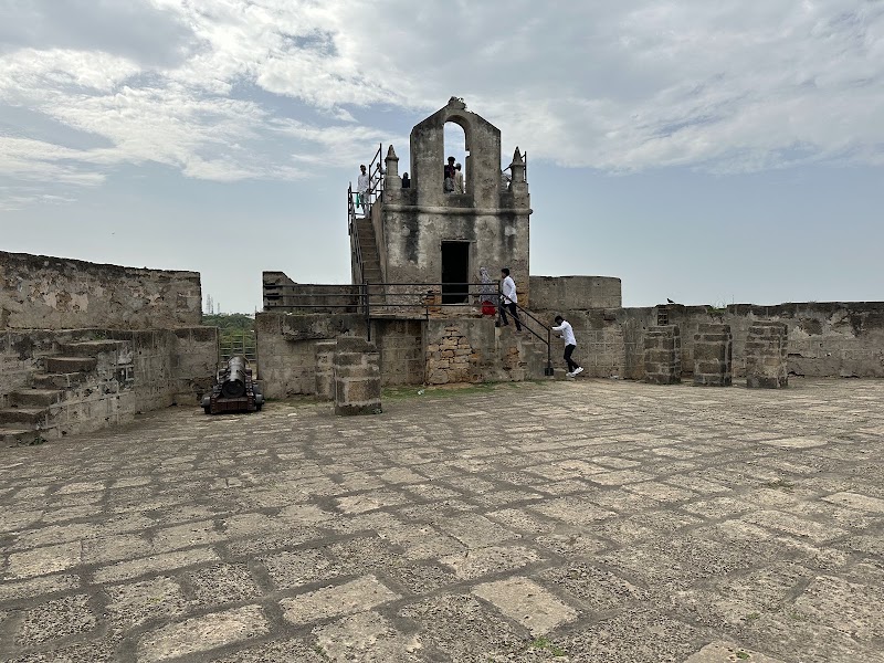 Diu Fort View Point - Diu Fort View Point, PX6V+JHG, Diu, Dadra and Nagar Haveli and Daman and Diu 362520, India