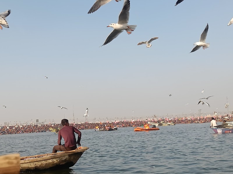Sangam View and Selfie Point - Sangam View and Selfie Point CV9J+RM3 Sachcha Ashram, Arail Rd, near Shri Tapasvi Brahman Ashram, Barna, Naini, Prayagraj, Uttar Pradesh 211008, India