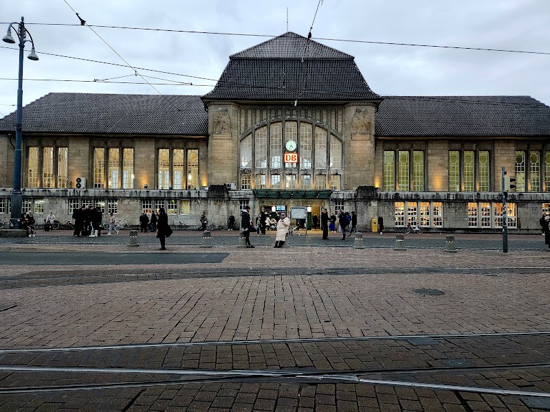 Darmstadt Hauptbahnhof - Darmstadt Hauptbahnhof, 64293 Darmstadt, Germany