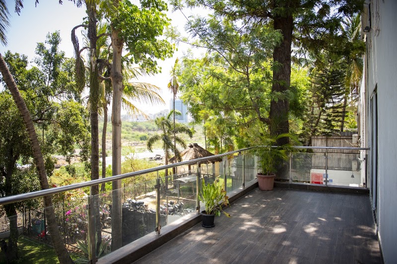 Urban Nomads Pune | Co-Live & Co-Work - Urban Nomads Pune | Co-Live & Co-Work, Bungalow No-5, N Main Rd, opposite Lane 6, Liberty Phase 2, Ragvilas Society, Koregaon Park, Pune, Maharashtra 411001, India