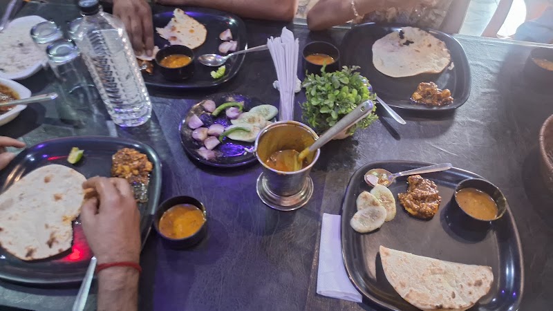 Tandoori Tadka Family Restaurant - Tandoori Tadka Family Restaurant, 72Q7+28J, Bilaspur, Chhattisgarh 495113, India