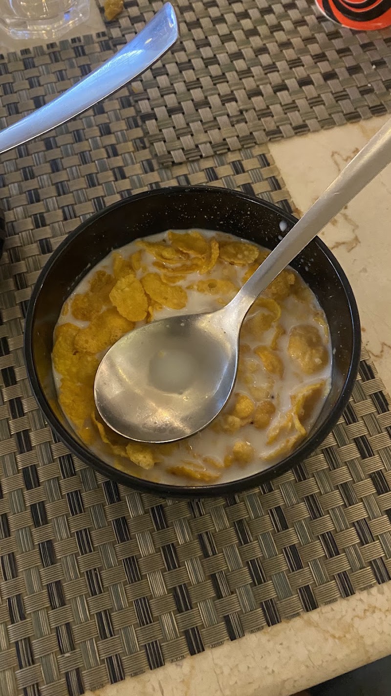 Foodies - The Multi Cuisine Restaurant - Foodies - The Multi Cuisine Restaurant Hotel Valley View, Plot No.10, Airport Rd, nr. Maa Gayatri Hospital, Pratap Nagar, Transport Nagar, Udaipur, Dholi Magari, Rajasthan 313001, India