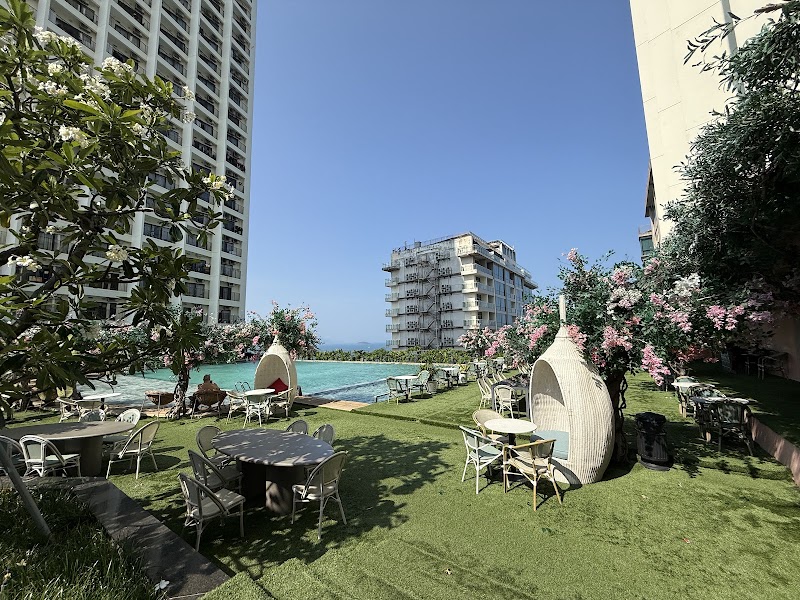Nhà Hàng Ngon Nha Trang - Nhà Hàng Ngon Nha Trang, Toà Nhà Thương Mại Gold Coast,Tầng 6,Tầng 7,Tầng 12A, 1 Đ. Trần Hưng Đạo, Nha Trang, Khánh Hòa 57106, Vietnam