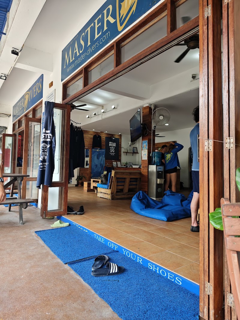 Master Divers - Master Divers, 25, 8, Mae Haad Koh Tao, Amphoe Ko Pha-ngan, Chang Wat Surat Thani 84360, Thailand